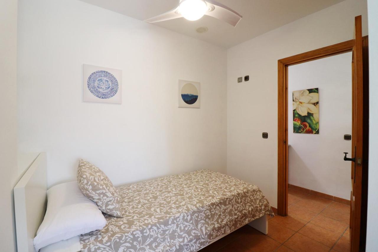 Apartment Sanjuan18 With Hot Tub Spainsunrentals 1155 *